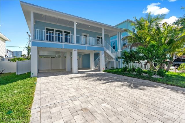 250 Pearl ST, Fort Myers Beach, FL 33931