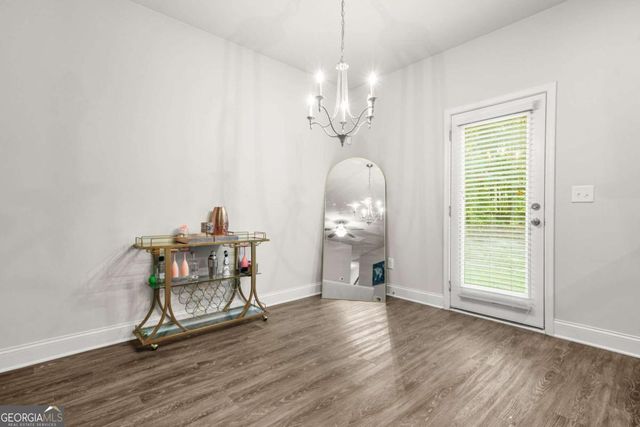 6256 TRICKLE Bend, Atlanta, GA 30349