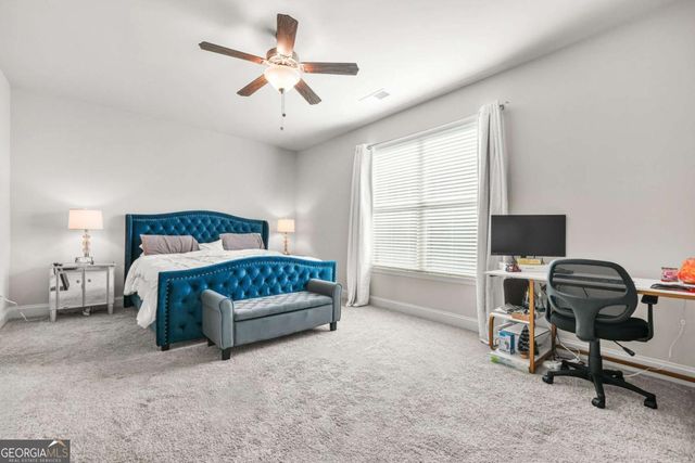 6256 TRICKLE Bend, Atlanta, GA 30349