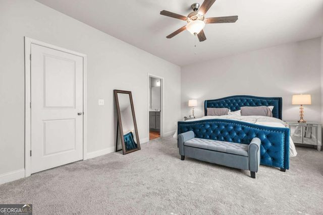 6256 TRICKLE Bend, Atlanta, GA 30349