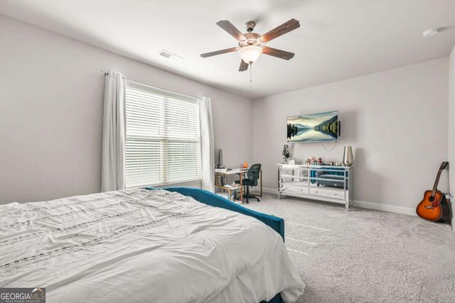 6256 TRICKLE Bend, Atlanta, GA 30349