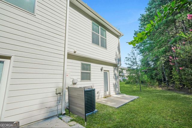 6256 TRICKLE Bend, Atlanta, GA 30349