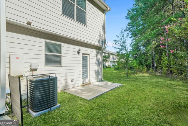 6256 TRICKLE Bend, Atlanta, GA 30349