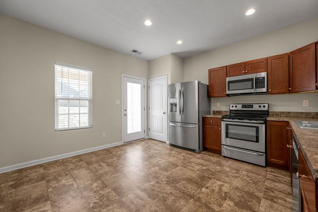 111 Paul Revere Drive, Georgetown, KY 40324