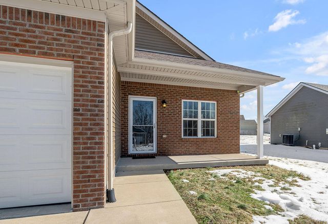 111 Paul Revere Drive, Georgetown, KY 40324