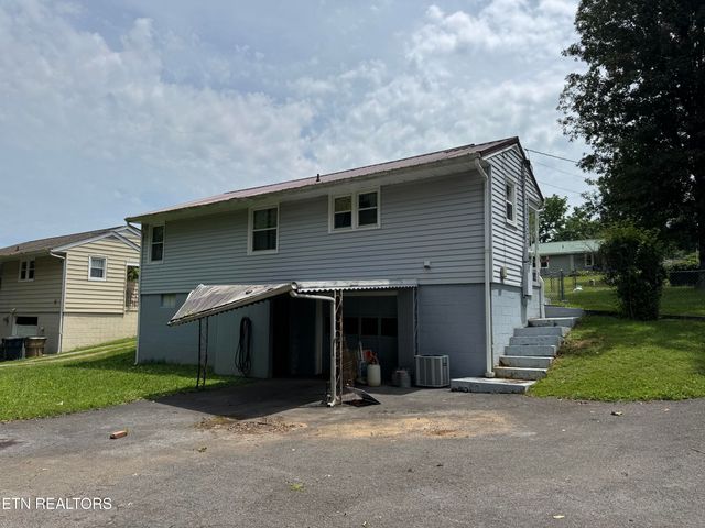 2101 NW Chillicothe St, Knoxville, TN 37921