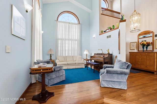 909 Township Rd 243, Fostoria, OH 44830