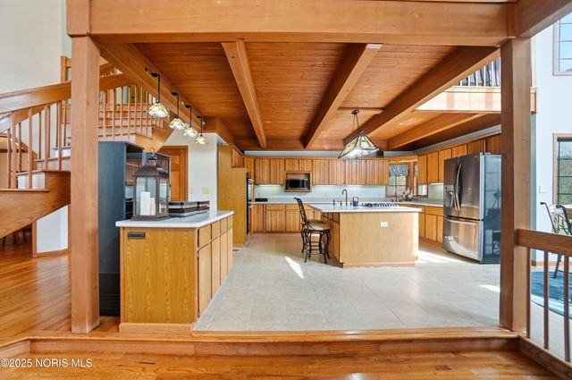 909 Township Rd 243, Fostoria, OH 44830