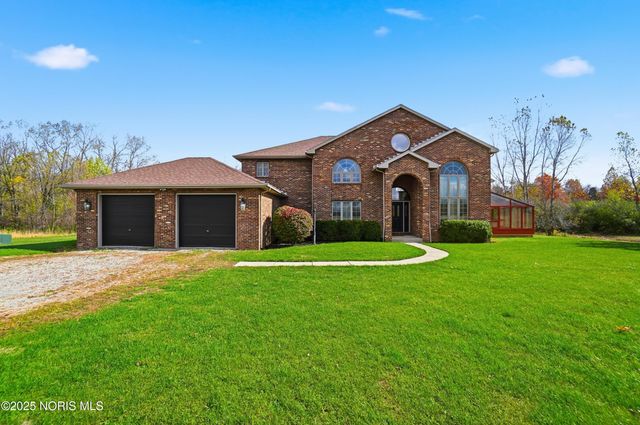 909 Township Rd 243, Fostoria, OH 44830