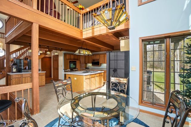 909 Township Rd 243, Fostoria, OH 44830