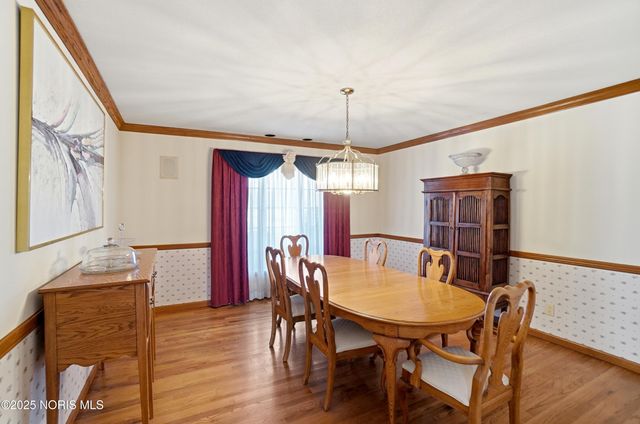 909 Township Rd 243, Fostoria, OH 44830