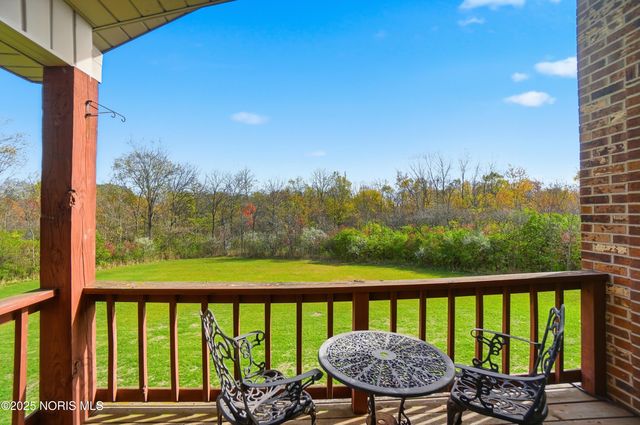 909 Township Rd 243, Fostoria, OH 44830