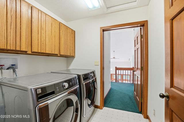 909 Township Rd 243, Fostoria, OH 44830