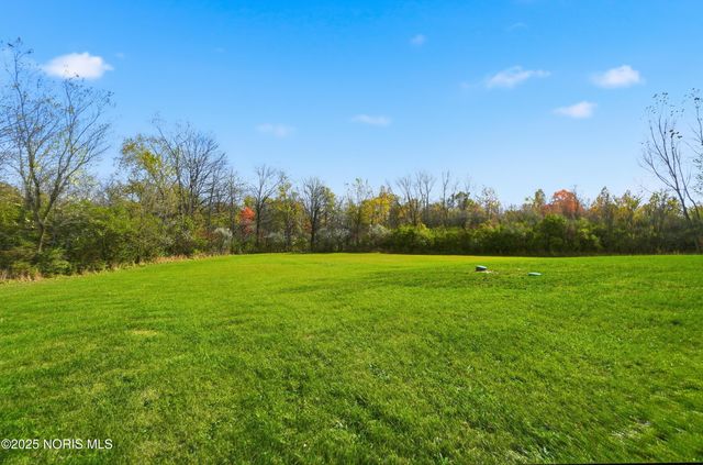 909 Township Rd 243, Fostoria, OH 44830