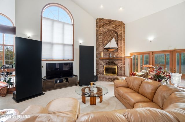 909 Township Rd 243, Fostoria, OH 44830