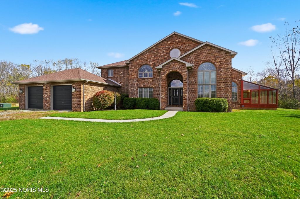 909 Township Rd 243, Fostoria, OH 44830