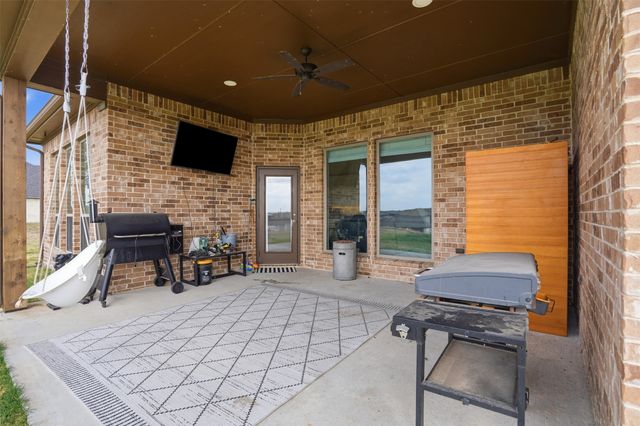 349 Oak Meadow Lane, Weatherford, TX 76085
