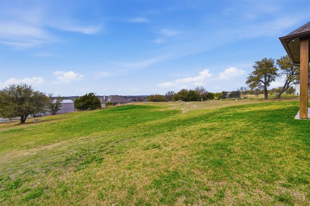 349 Oak Meadow Lane, Weatherford, TX 76085