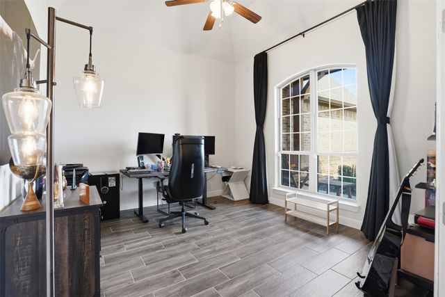 349 Oak Meadow Lane, Weatherford, TX 76085