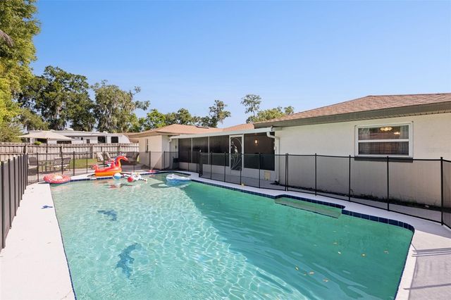 102 ASPEN PLACE, Longwood, FL 32750