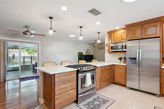 102 ASPEN PLACE, Longwood, FL 32750