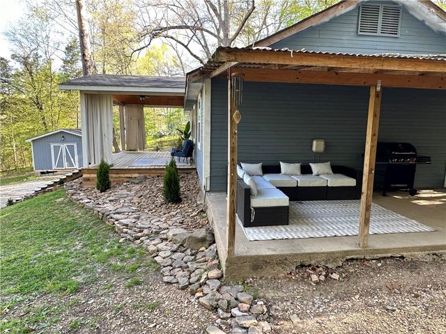 18659 Eagle Bend Road, Springdale, AR 72764
