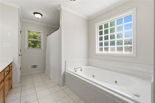 379 Clyde Court, Mcdonough, GA 30252