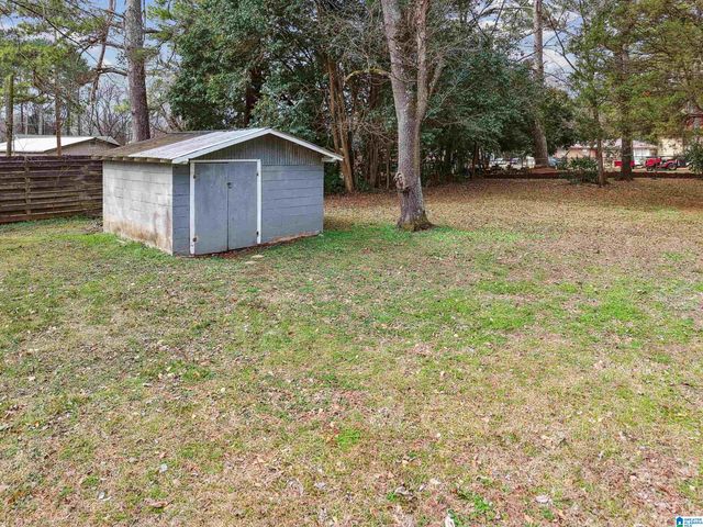8161 PHILLIPS DRIVE, Leeds, AL 35094