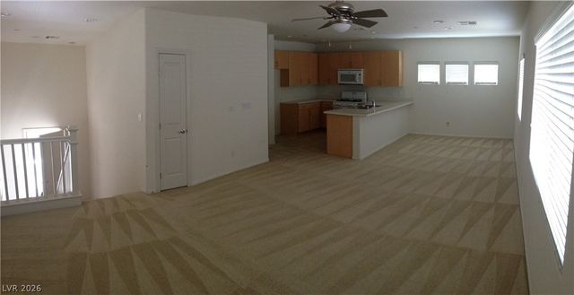 7949 Garden Stone Court, Las Vegas, NV 89149