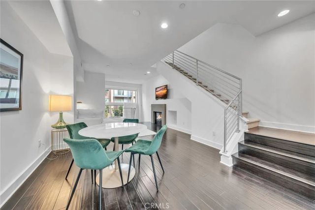 726 Rockefeller, Irvine, CA 92612