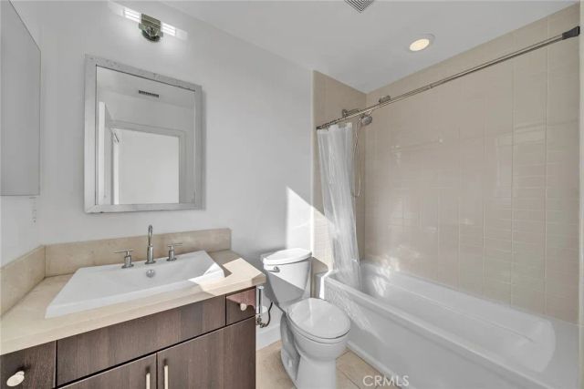 726 Rockefeller, Irvine, CA 92612