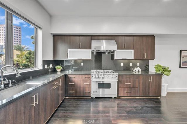 726 Rockefeller, Irvine, CA 92612