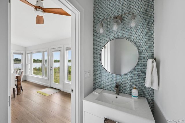 108 Little Neck Road, Southampton, NY 11968