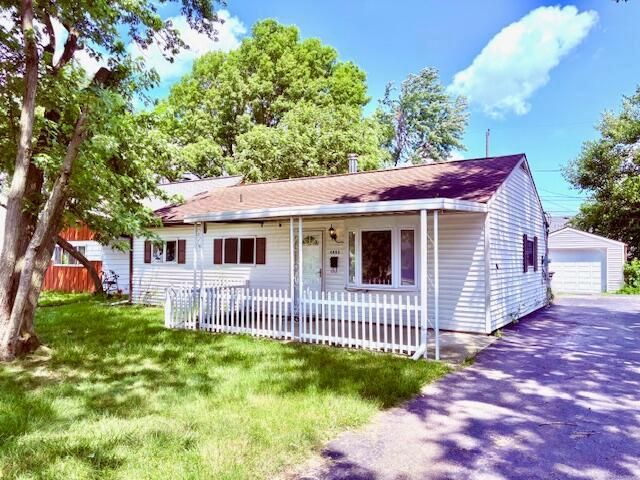 4052 Ural Avenue, Columbus, OH 43213