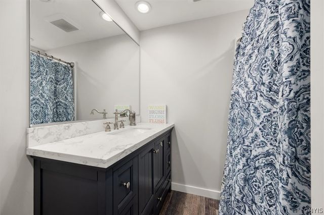 28 Jordan Road, New Hartford, NY 13413