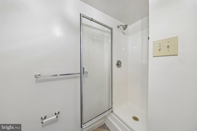 10739 MIST HAVEN TER, Rockville, MD 20852