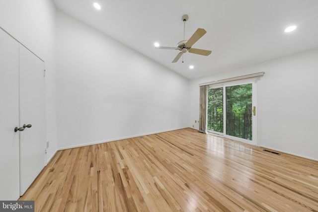 10739 MIST HAVEN TER, Rockville, MD 20852
