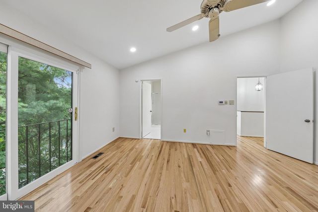 10739 MIST HAVEN TER, Rockville, MD 20852