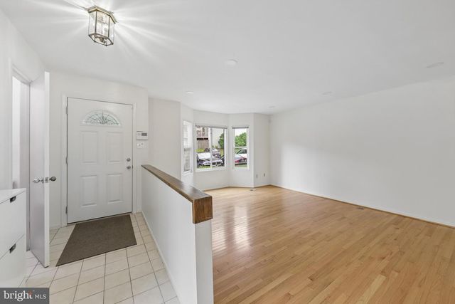 10739 MIST HAVEN TER, Rockville, MD 20852