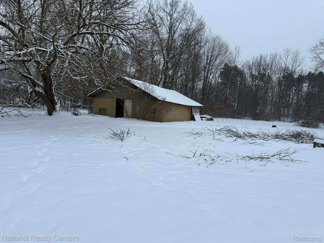 27125 Delos Road, Belleville, MI 48164