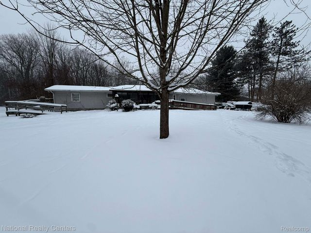 27125 Delos Road, Belleville, MI 48164