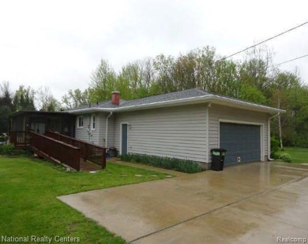27125 Delos Road, Belleville, MI 48164