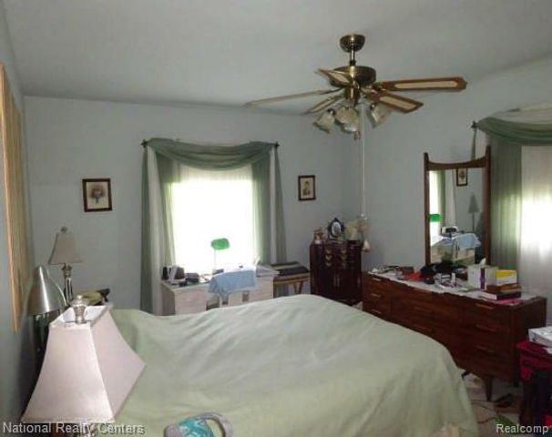 27125 Delos Road, Belleville, MI 48164