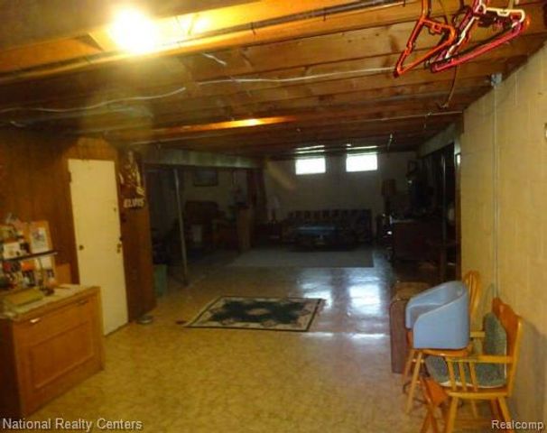 27125 Delos Road, Belleville, MI 48164