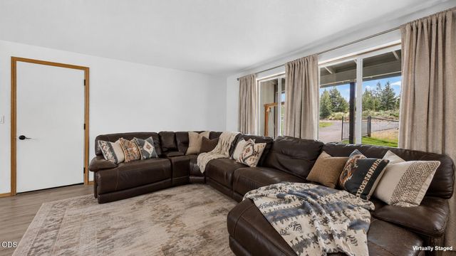 55135 Foster Road, Bend, OR 97707