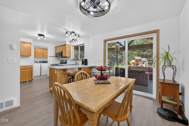 55135 Foster Road, Bend, OR 97707