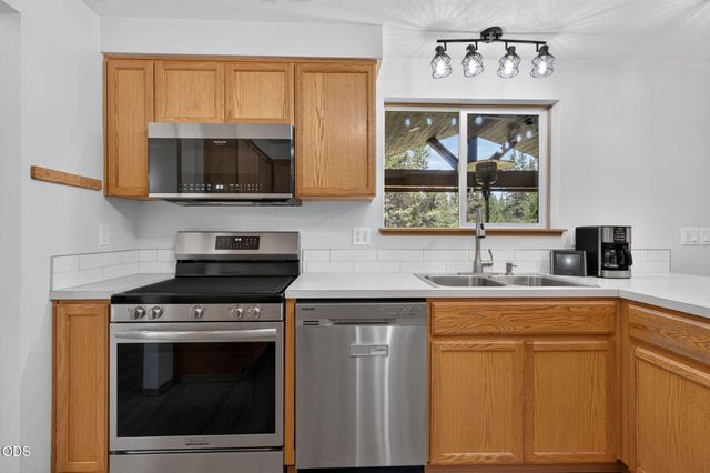 55135 Foster Road, Bend, OR 97707