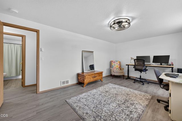 55135 Foster Road, Bend, OR 97707