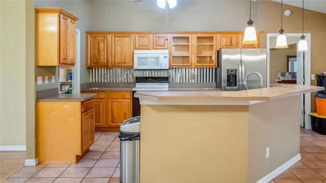 18934 STATE ROAD 19, Groveland, FL 34736