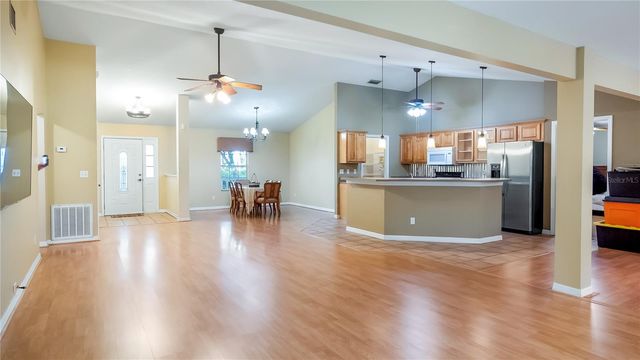 18934 STATE ROAD 19, Groveland, FL 34736